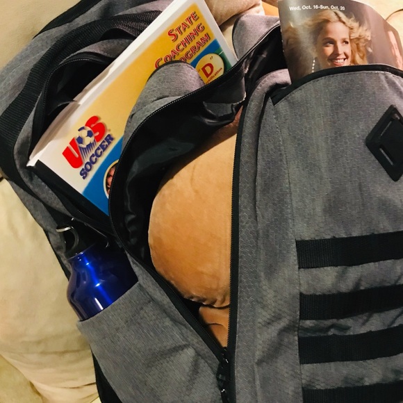 Puma Backpack - Picture 6 of 7